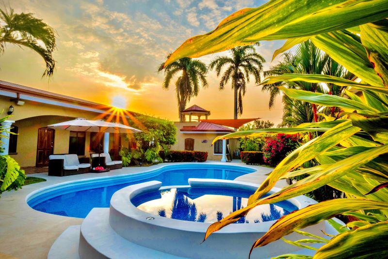 Costa Rica getaway for 2 people, 4 nights