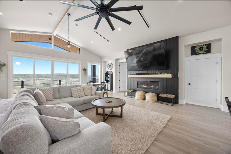 Lake Travis Luxe