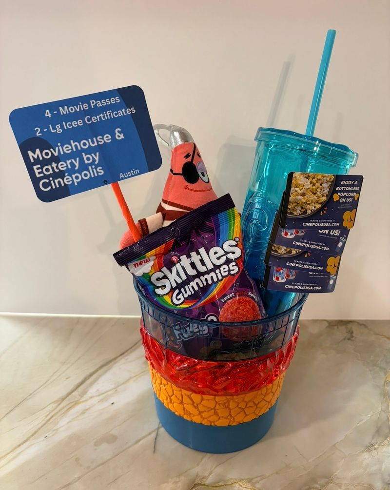 Cinepolis MovieHouse & Eatery